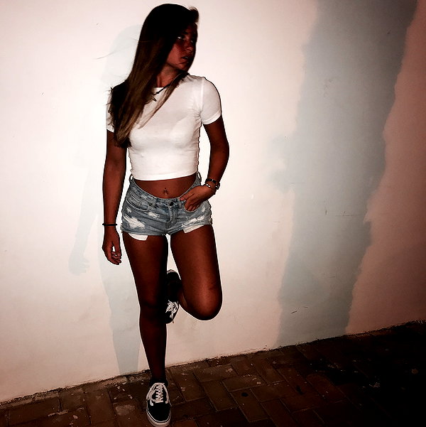 daniella_zeldis instagram image archive image