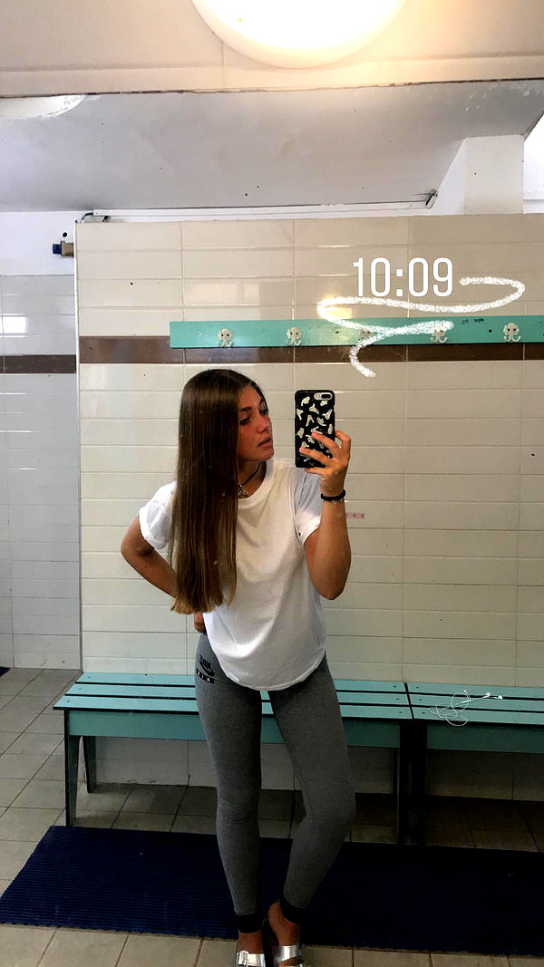 daniella_zeldis instagram image archive image