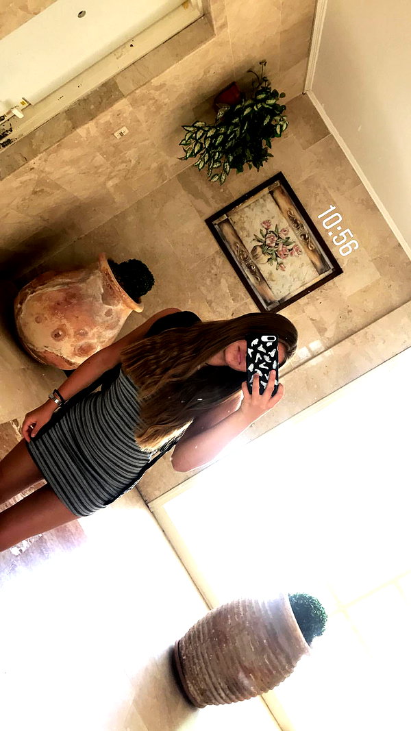 daniella_zeldis instagram image archive image