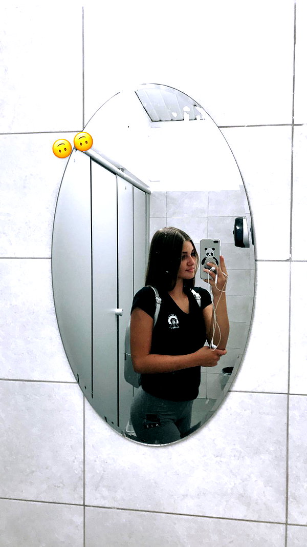 daniella_zeldis instagram image archive image