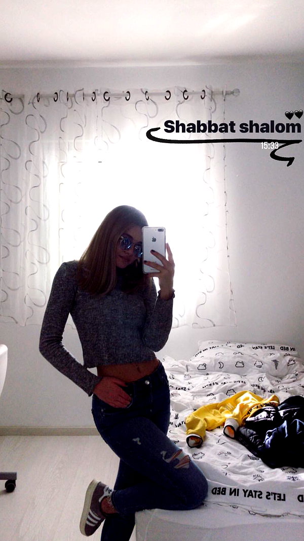 daniella_zeldis instagram image archive image