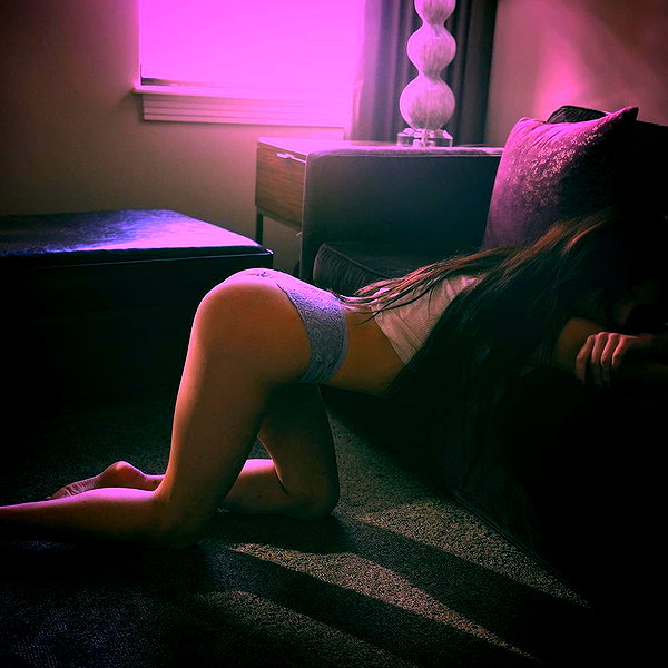 elenajxox elenajxox archive image