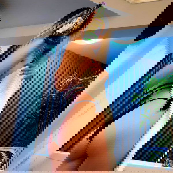 eliya.ho eliya.ho archive image