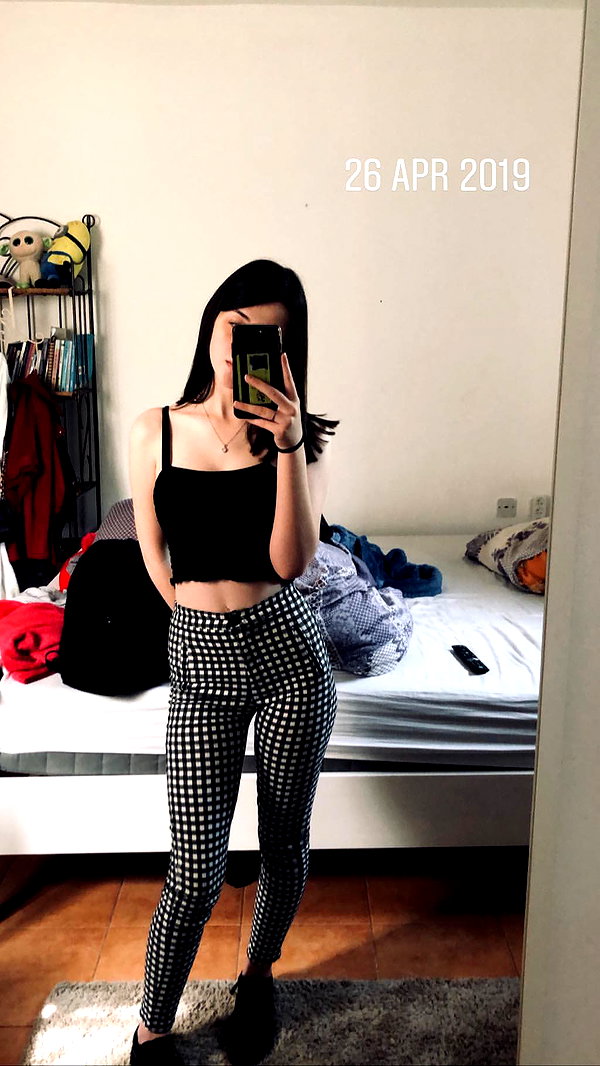 ella.anger instagram image archive image