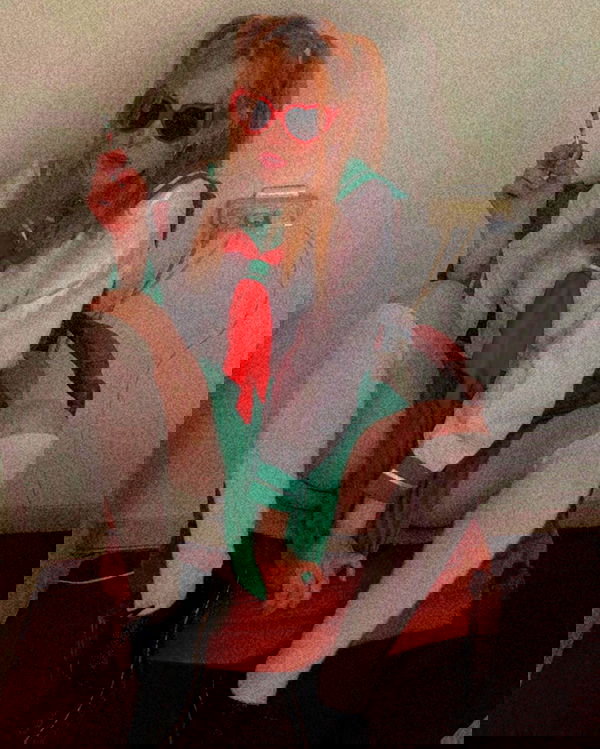 feelbetterinmysweater feelbetterinmysweater archive image