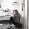 httpjulia Altpins Profile Picture