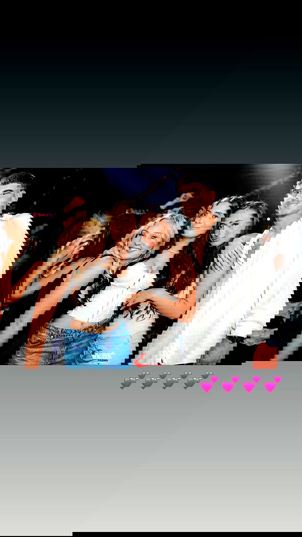 jaroslava_klavir jaroslava_klavir archive image