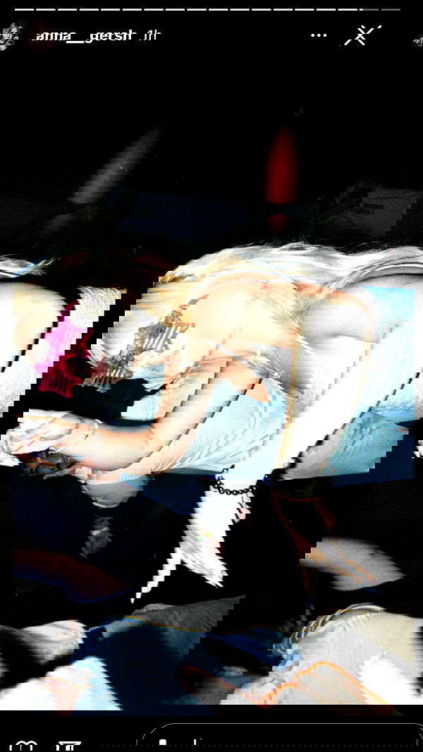 jaroslava_klavir jaroslava_klavir archive image