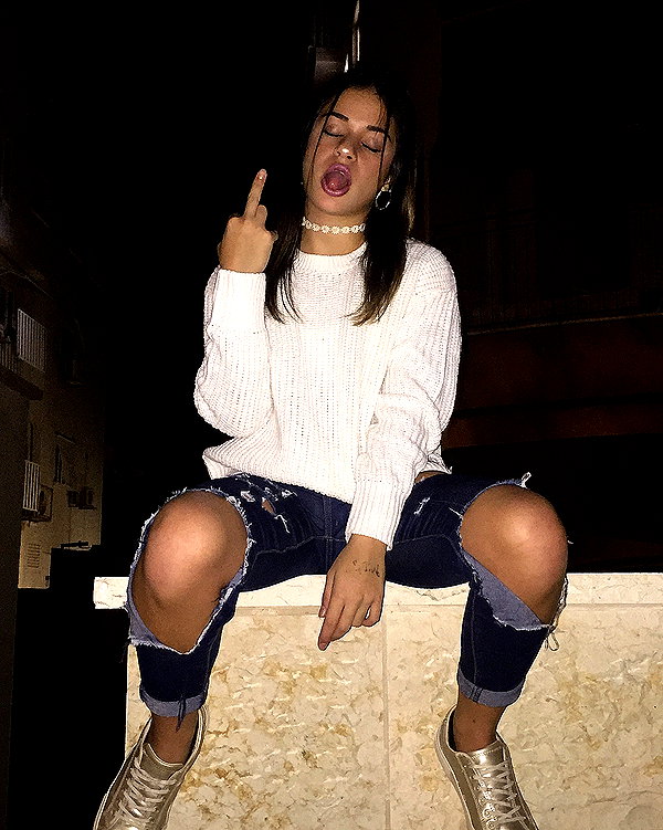 koral_98 instagram image archive image