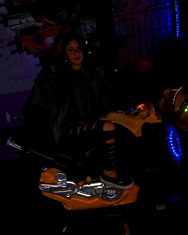 koral_98 instagram image archive image