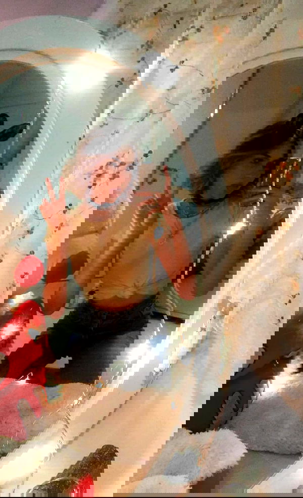 laluzone laluzone archive image