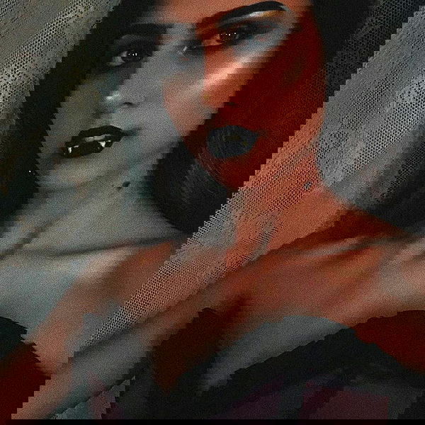 laluzone laluzone archive image