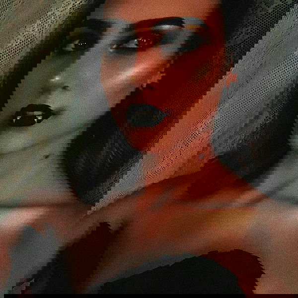 laluzone laluzone archive image