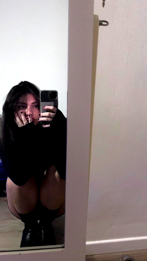 lizzxg__ lizzxg__ archive image