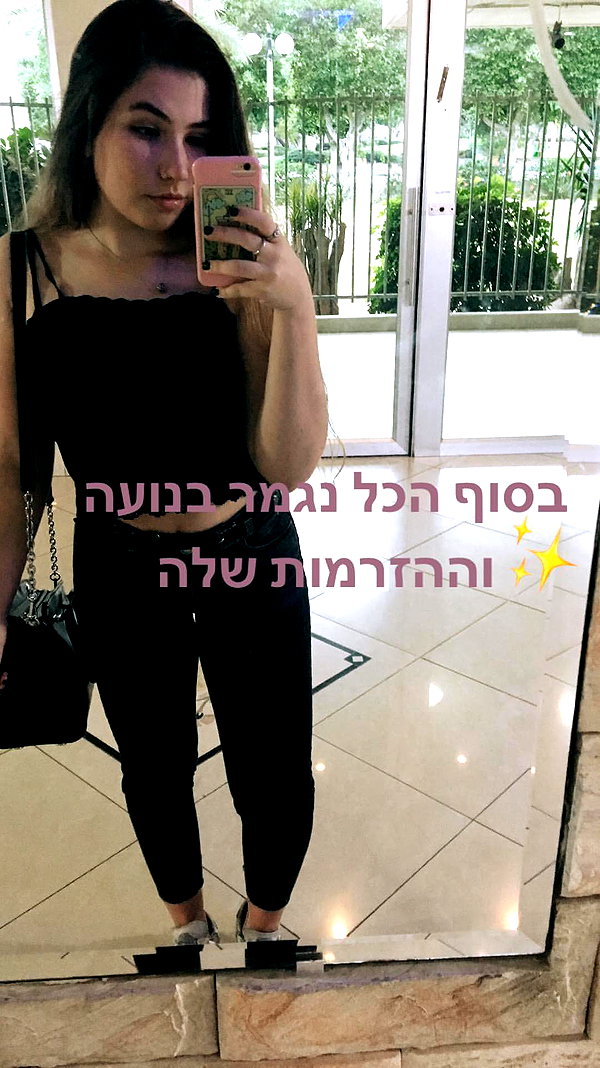 nnicole.gold instagram image archive image