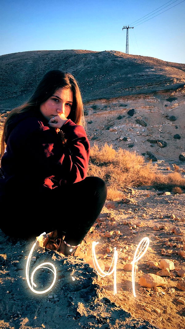 nnicole.gold instagram image archive image