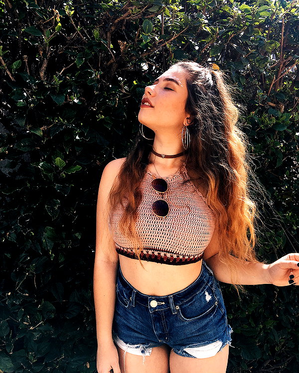 nnicole.gold instagram image archive image