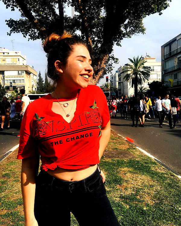 nnicole.gold instagram image archive image