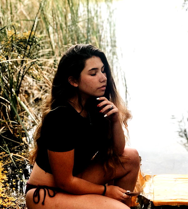 nnicole.gold instagram image archive image