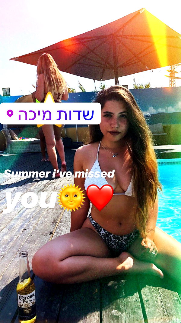 nnicole.gold instagram image archive image