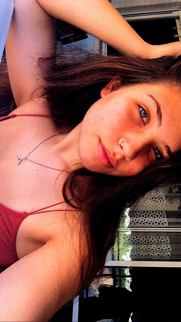 nnicole.gold instagram image archive image