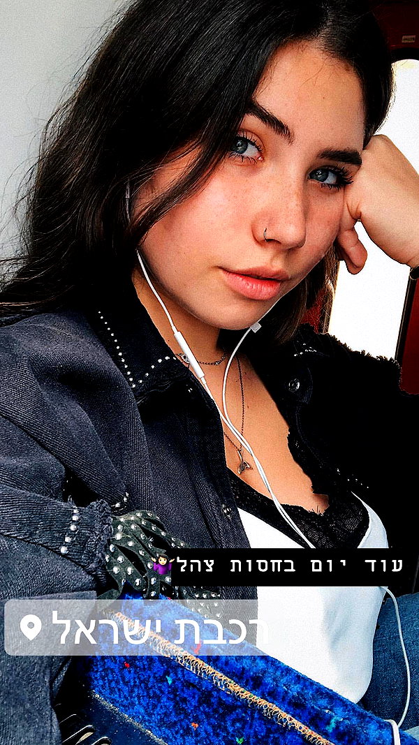 nnicole.gold instagram image archive image