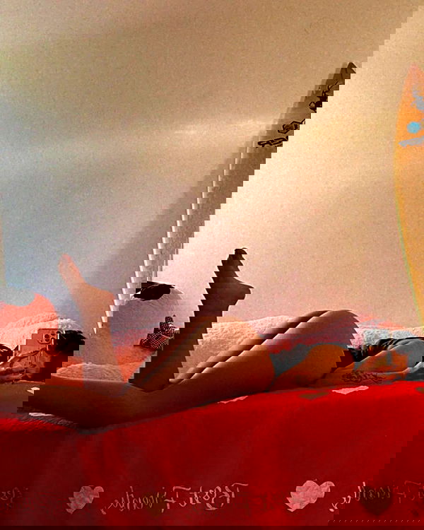 rebecka_tsadok rebecka_tsadok archive image