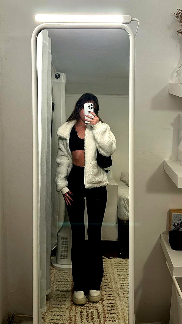 roni_ackerman instagram image archive image