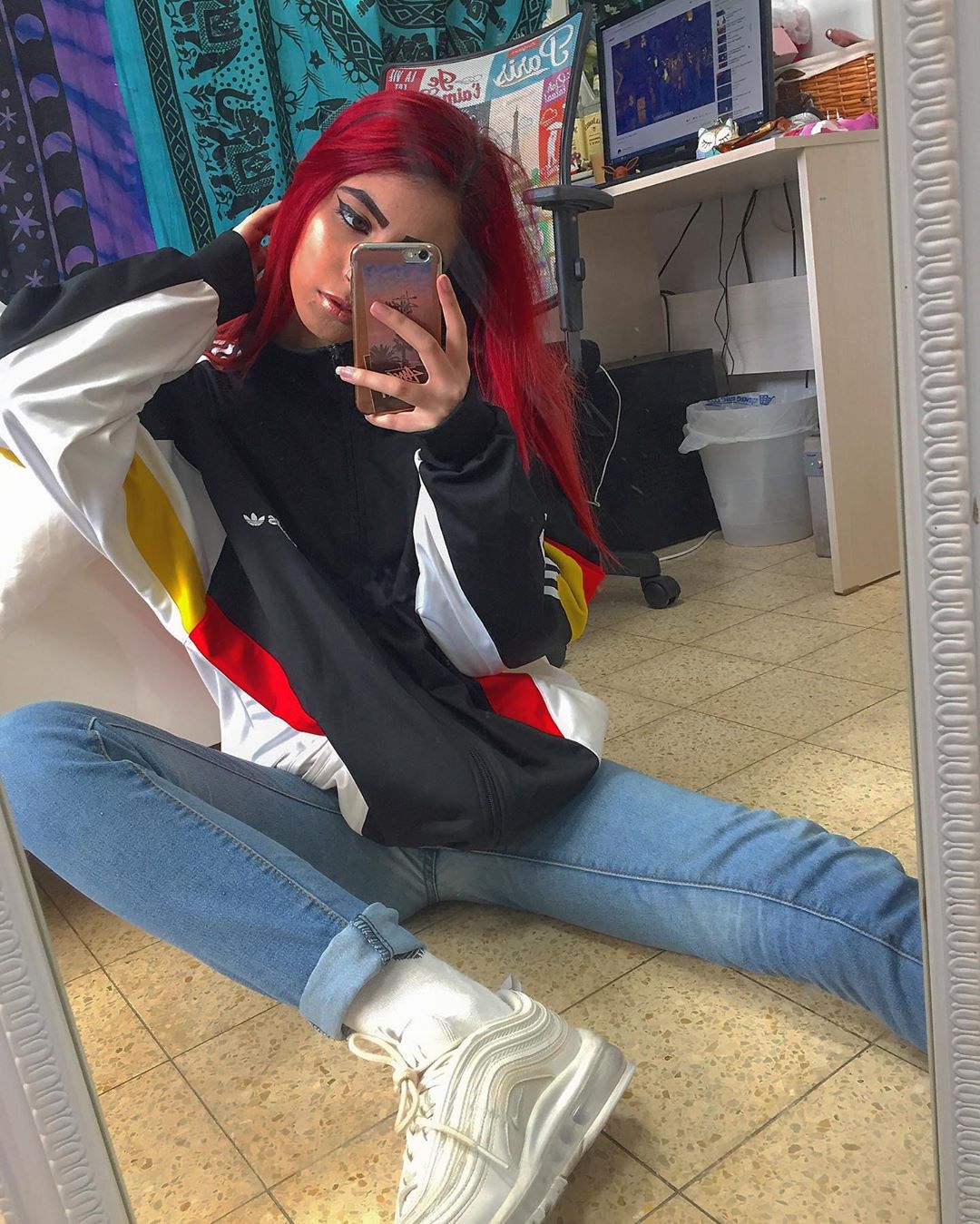 shanidahan7 instagram image archive image