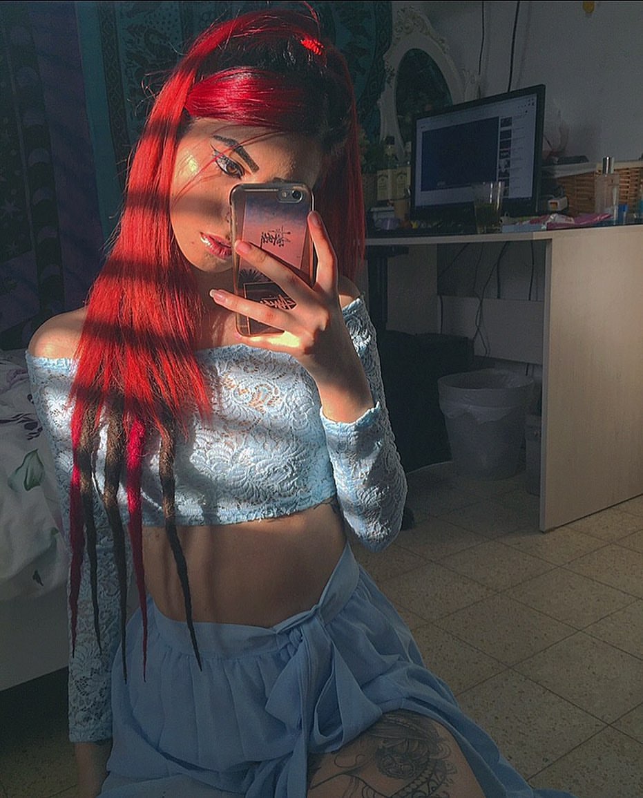 shanidahan7 instagram image archive image