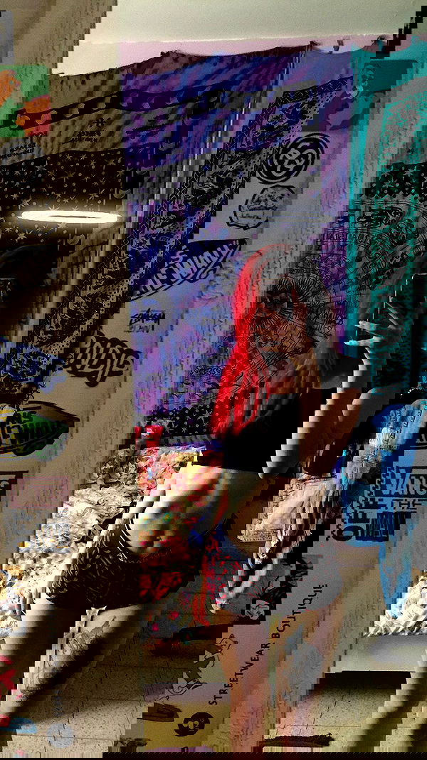 shanidahan7 image ~ Altpins