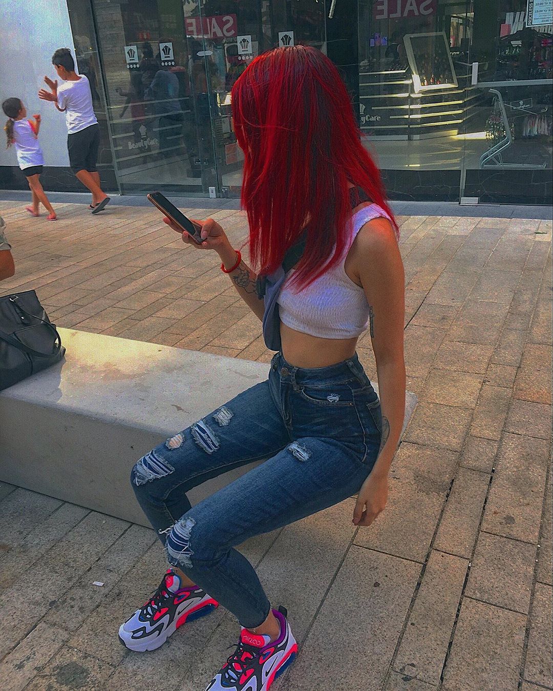 shanidahan7 instagram image archive image