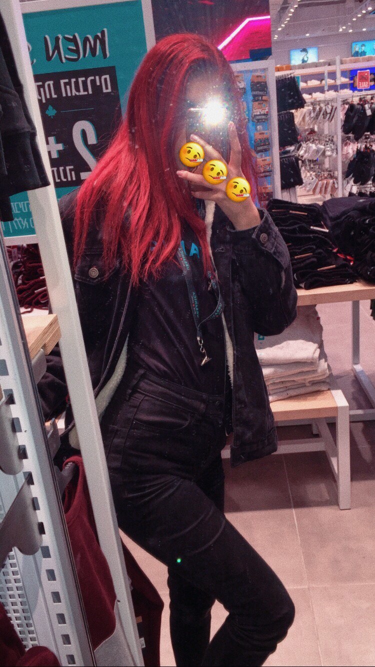 shanidahan7 instagram image archive image