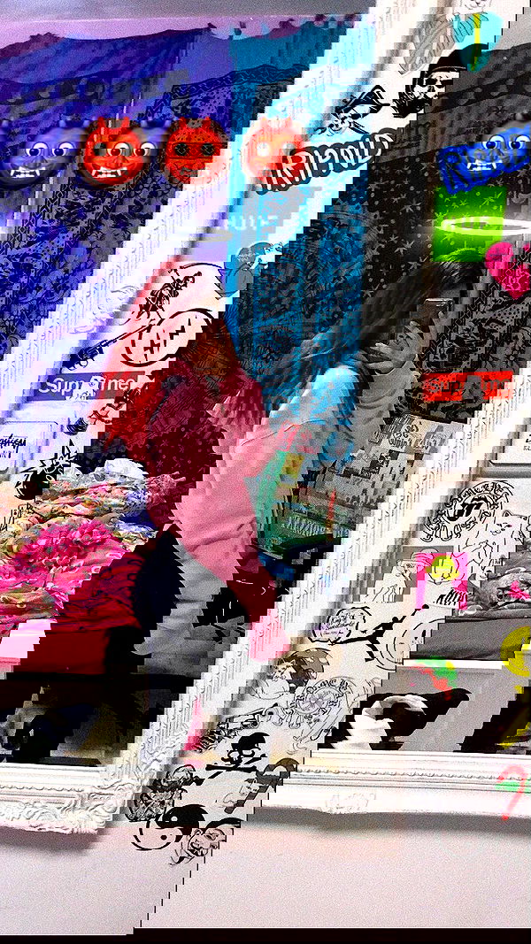 shanidahan7 image ~ Altpins