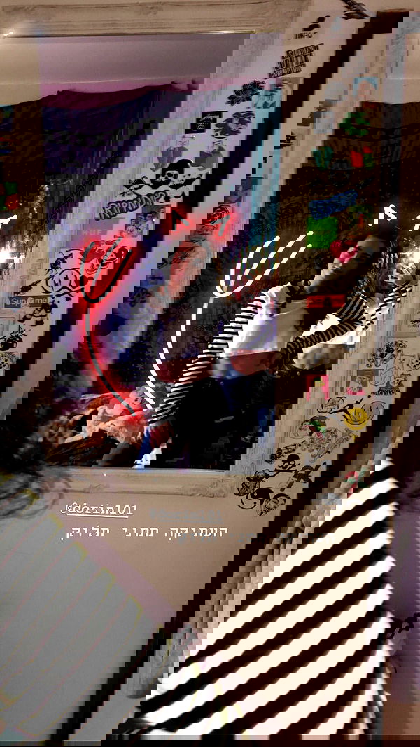 shanidahan7 image ~ Altpins