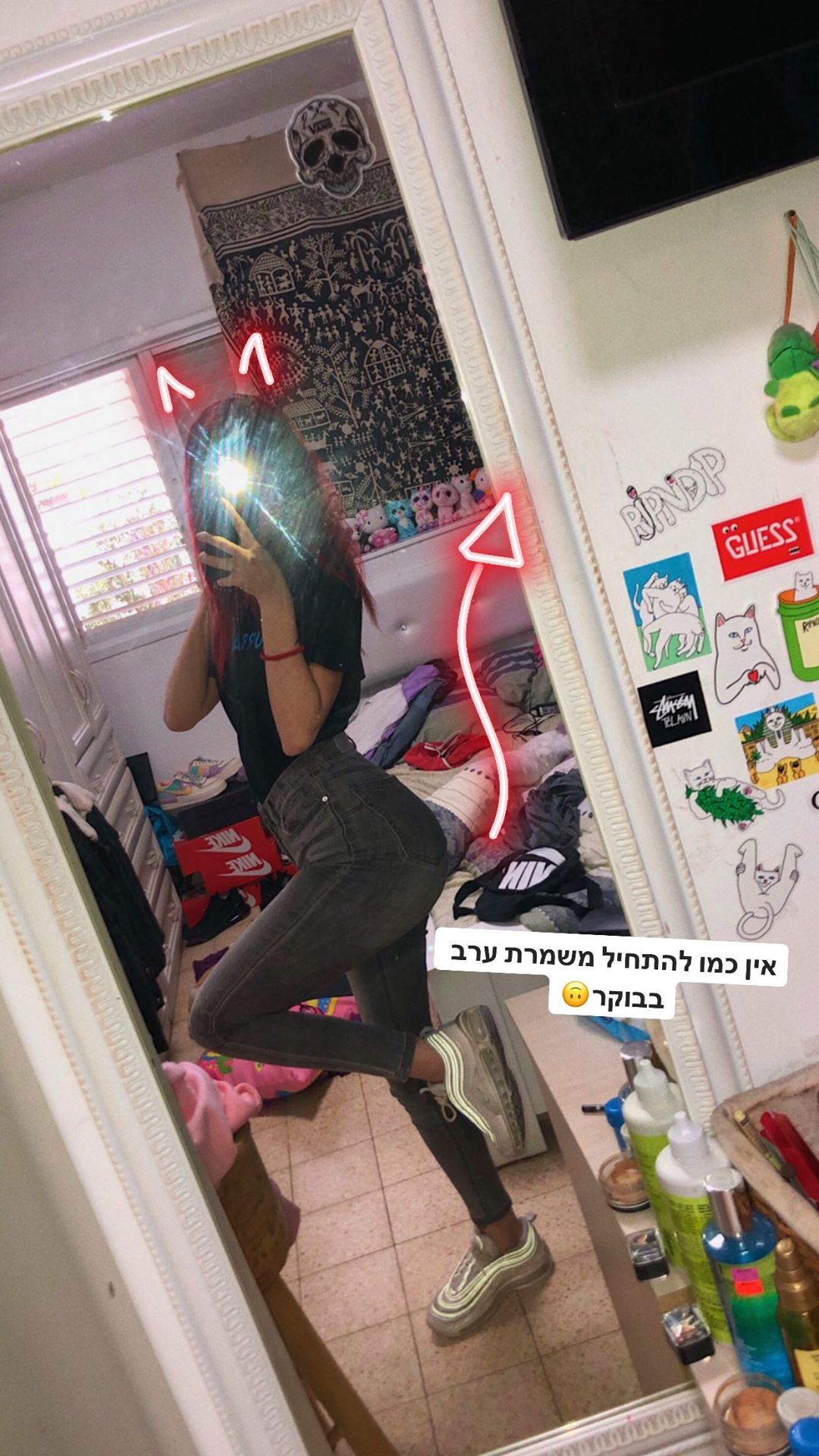 shanidahan7 instagram image archive image