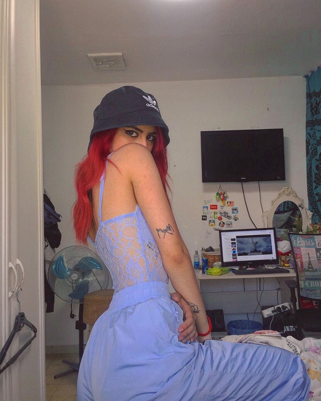 shanidahan7 instagram image archive image