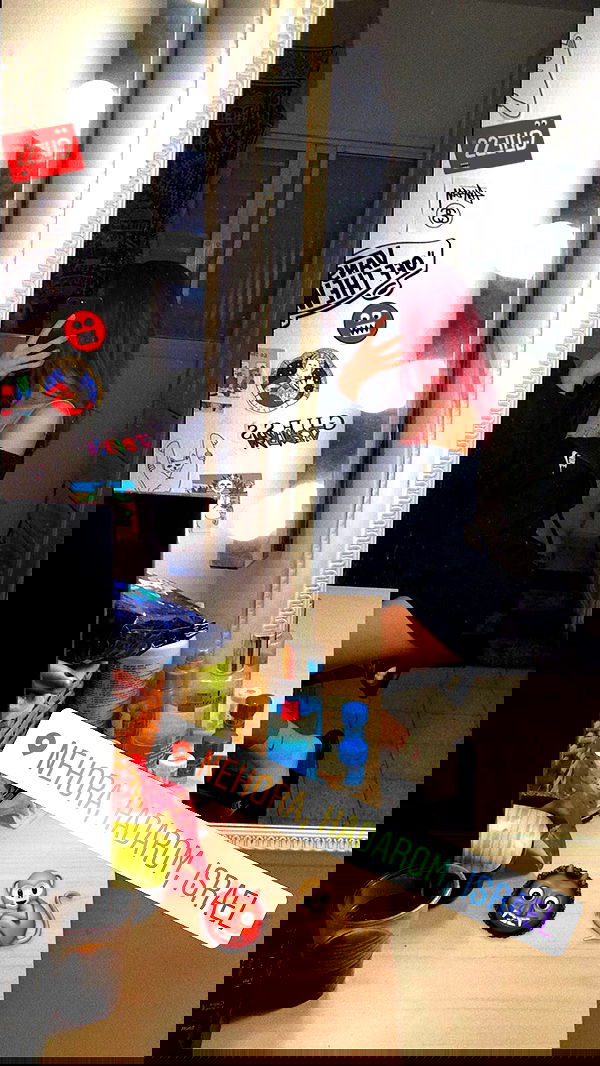 shanidahan7 image ~ Altpins