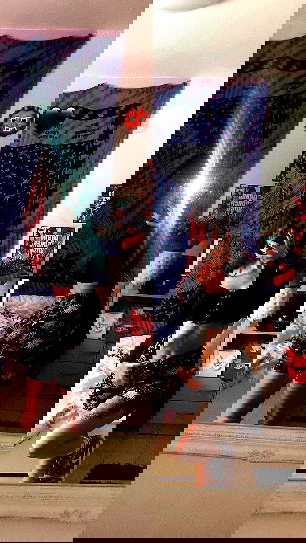 shanidahan7 image ~ Altpins