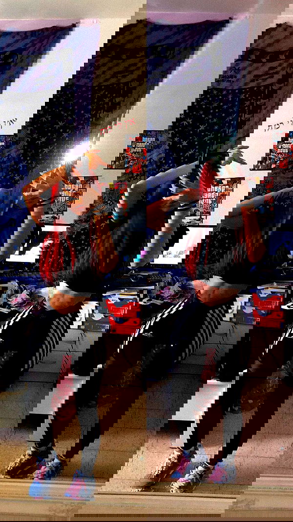 shanidahan7 image ~ Altpins