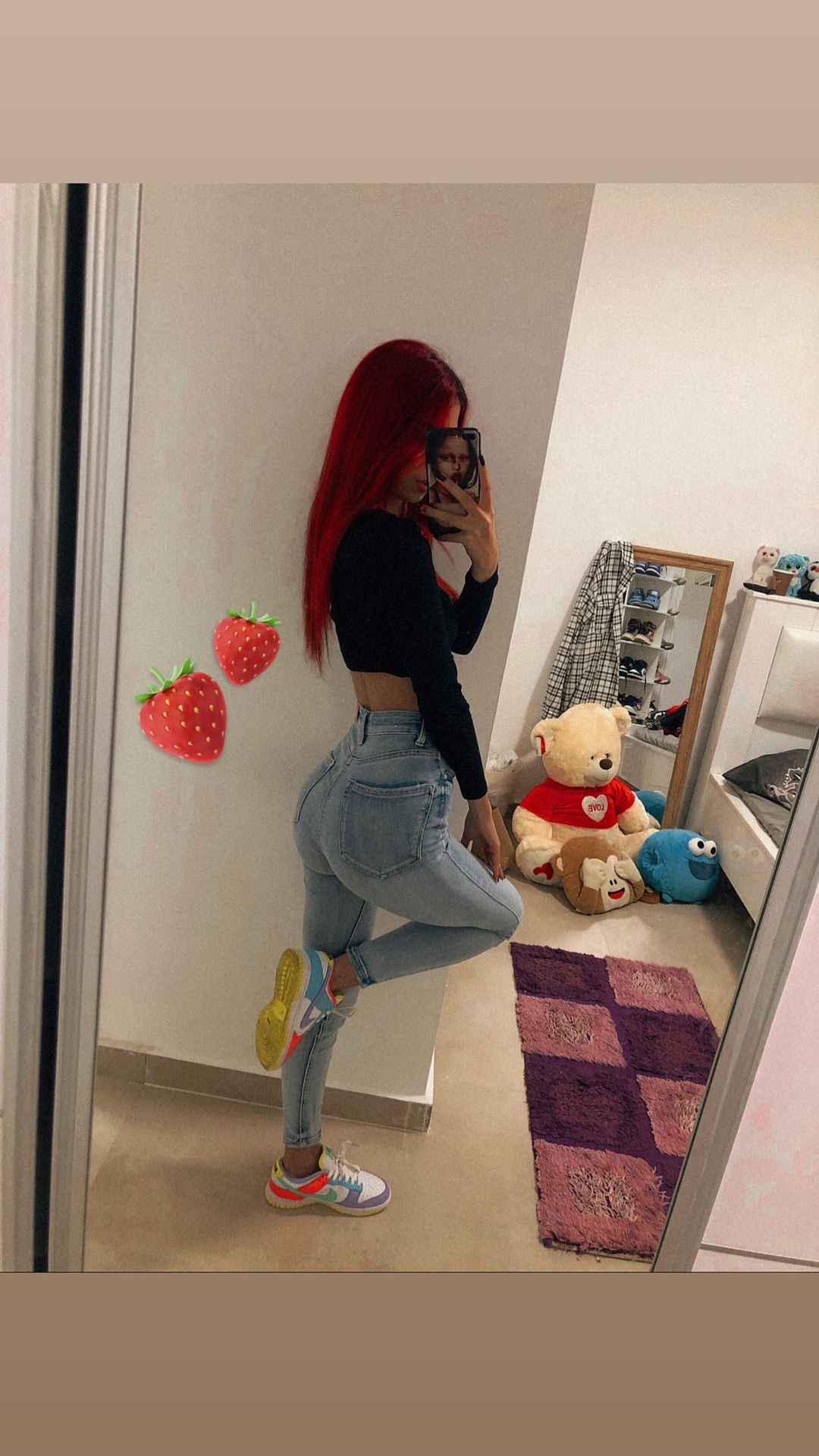 shanidahan7 instagram image archive image