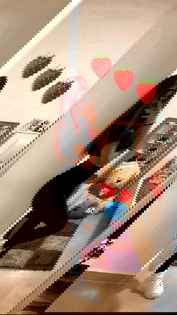 shanidahan7 image ~ Altpins