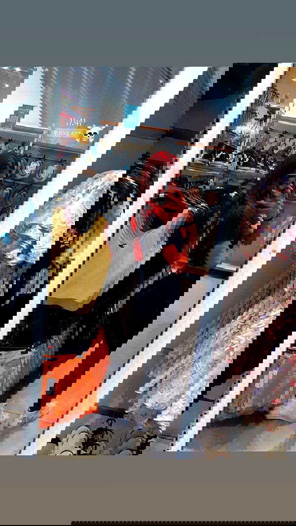 shanidahan7 image ~ Altpins