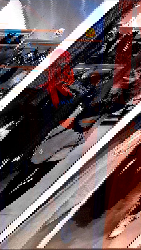 shanidahan7 image ~ Altpins