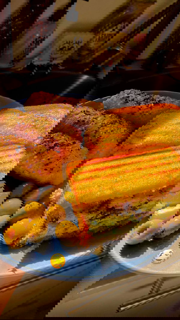 shanidahan7 image ~ Altpins