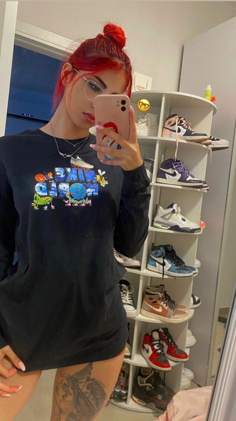 shanidahan7 instagram image archive image