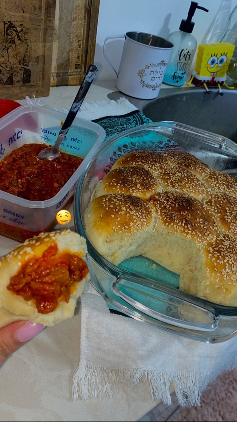 shanidahan7 instagram image archive image