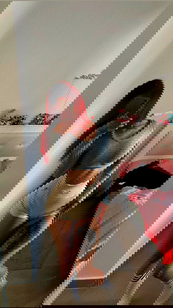 shanidahan7 image ~ Altpins