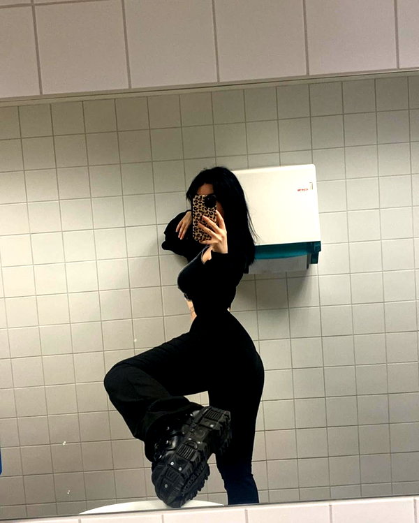 shawtysuzi instagram image archive image