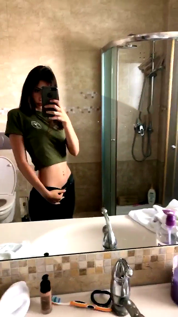 shir.moshe666 instagram image archive image